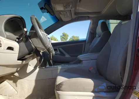 2009 Toyota Camry Base z USA, uszkodzony, nr VIN 4T1BE46K59U336707